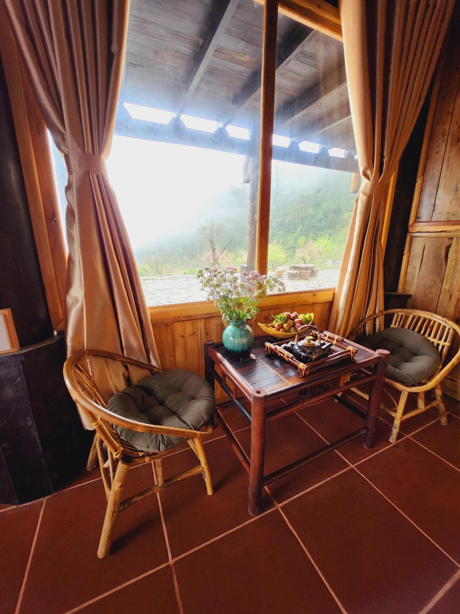 Ngu Chi Son Trekking Sapa Hotel Exterior photo
