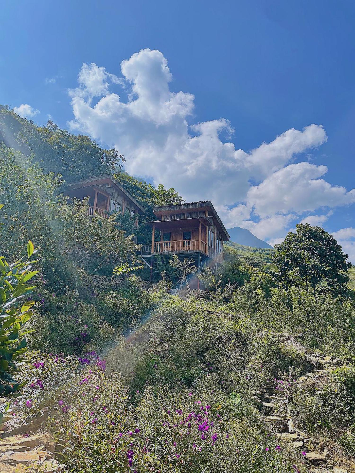 Ngu Chi Son Trekking Sapa Hotel Exterior photo