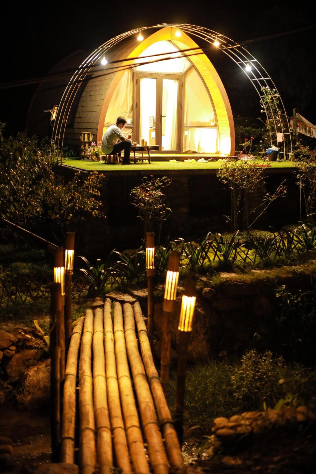 Ngu Chi Son Trekking Sapa Hotel Exterior photo